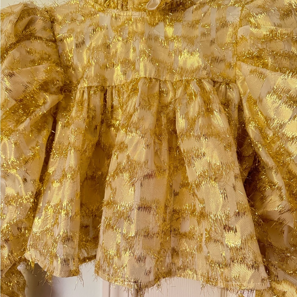 Gold Metallic Ruffle Crop Top US 4 & Matching Short Set US 6 - Picture 2 of 5